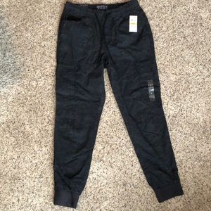 Young men’s jogger pants